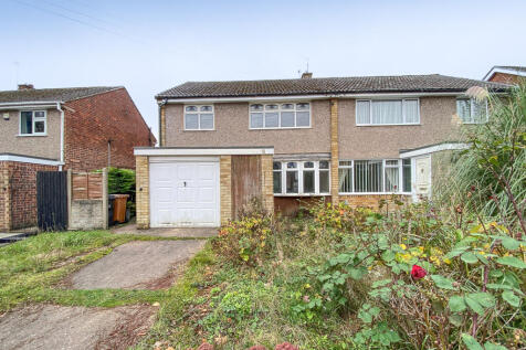 3 bedroom semi-detached house for sale