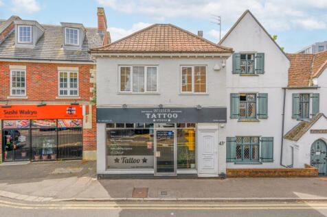 2 bedroom maisonette for sale