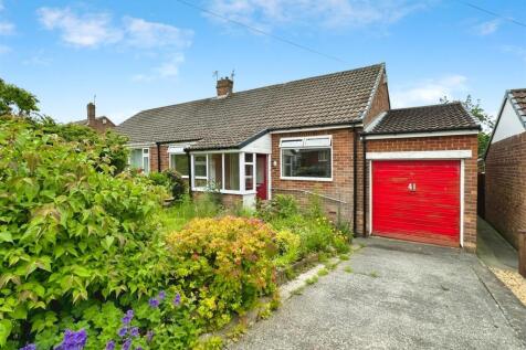 2 bedroom semi-detached bungalow for sale