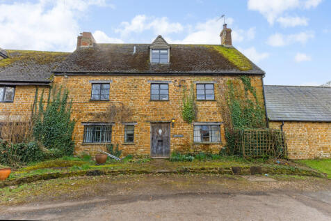 4 bedroom cottage for sale