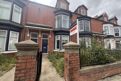 5 bedroom terraced house for sale