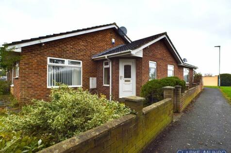 2 bedroom semi-detached bungalow for sale