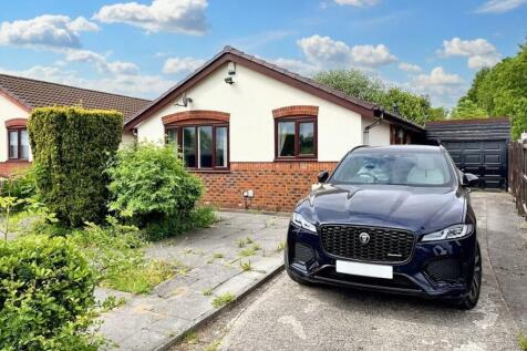Stainton Close, Radcliffe, M26 2 bed detached bungalow for sale