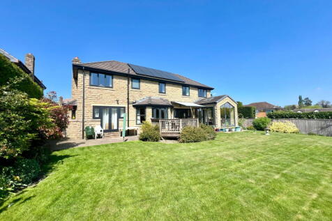 Applehaigh Lane, Notton, Wakefield, WF4 6 bed detached house for sale