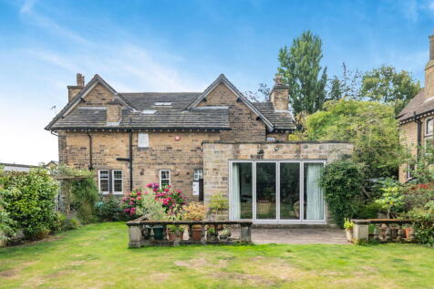 Woodside Road, Beaumont Park, HD4 4 bed detached house for sale