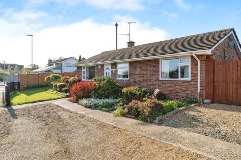 4 bedroom bungalow for sale