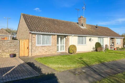 Kings Close, Bury St Edmunds IP28 2 bed semi