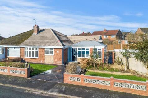 3 bedroom semi-detached bungalow for sale