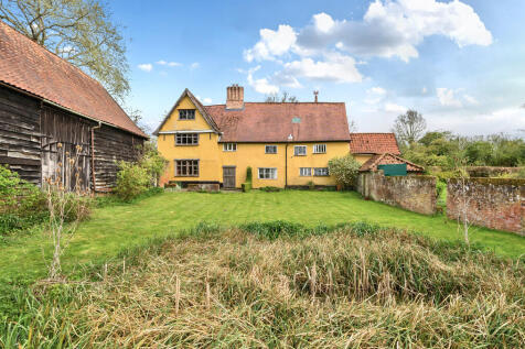 5 bedroom farm house for sale