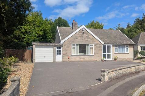 Abbey Close, Wookey, Wells, BA5 2 bed detached bungalow for sale