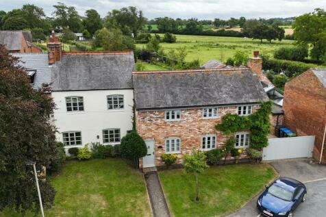 4 bedroom country house for sale