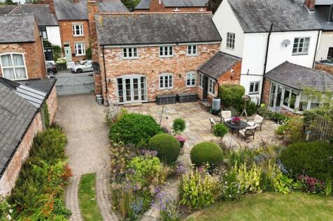 Long Acre, St. Peters Road, Arnesby... 4 bed country house for sale