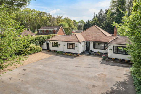 4 bedroom bungalow for sale