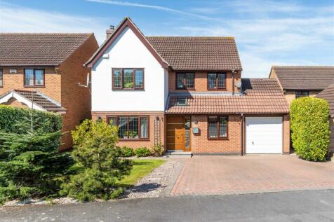 5 bedroom detached house for sale