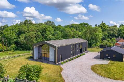 Frog Hall, Brixworth, Northampton 5 bed barn conversion for sale