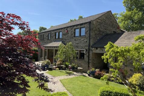 Coachgates, Wakefield WF4 4 bed detached house for sale