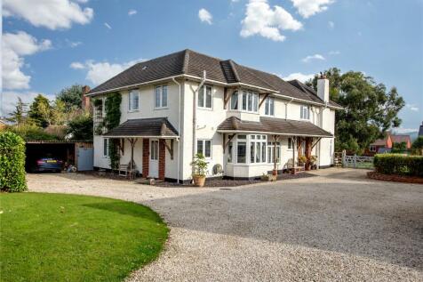 8 bedroom detached house for sale