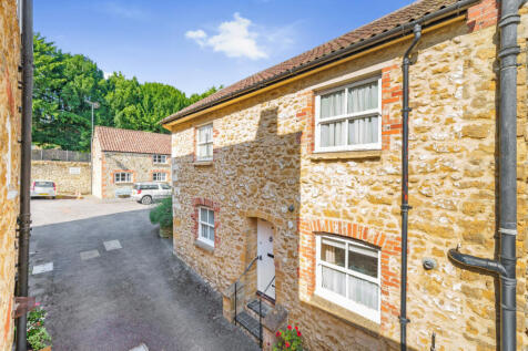 Silver Street, Ilminster, Somerset, TA19 2 bed retirement property for sale