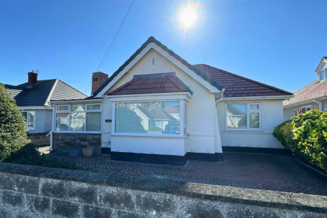 Burns Drive, Rhyl 2 bed detached bungalow for sale