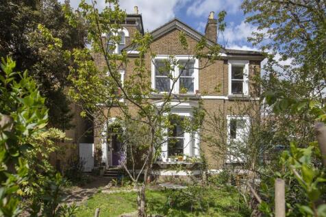 9 bedroom detached house for sale
