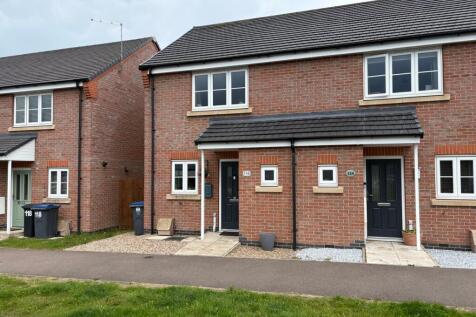 2 bedroom semi-detached house for sale