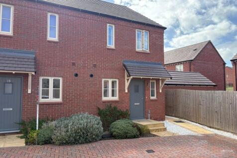 2 bedroom semi-detached house for sale