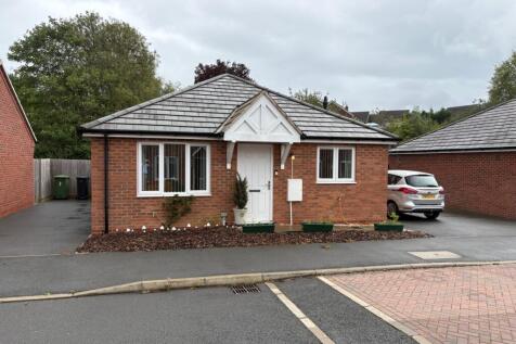 2 bedroom detached bungalow for sale