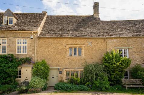 2 bedroom cottage for sale