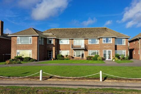 Marine Court 2 bed flat for sale