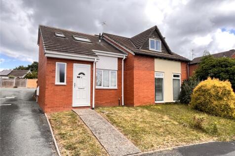Churchill Road, Copthorne... 1 bed semi