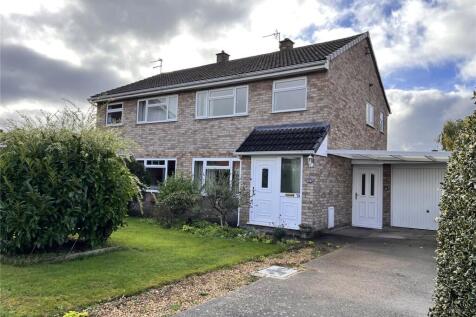Cardington Drive, Heath Farm... 3 bed semi