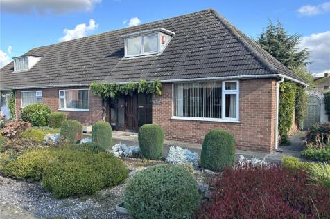 School Road, Donnington, Telford... 2 bed bungalow for sale