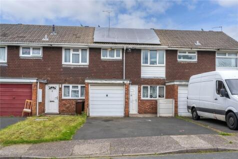 3 bedroom terraced house for sale