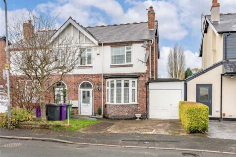 3 bedroom semi-detached house for sale