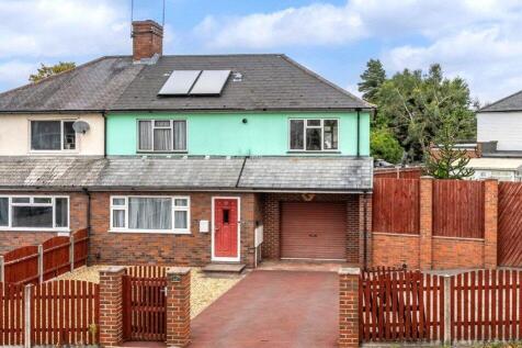 Park Lane, Bushbury, Wolverhampton... 3 bed semi
