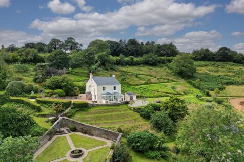 Allaleigh, Blackawton, Totnes, Devon... 5 bed detached house for sale