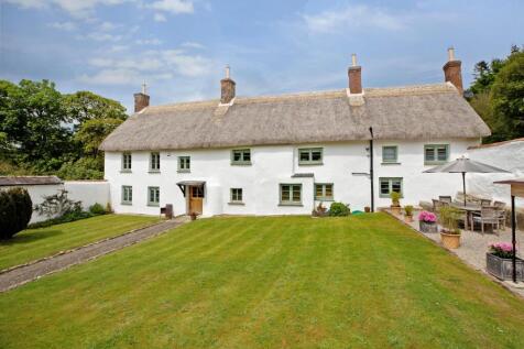 Drewsteignton, Exeter, Devon, EX6 4 bed detached house for sale