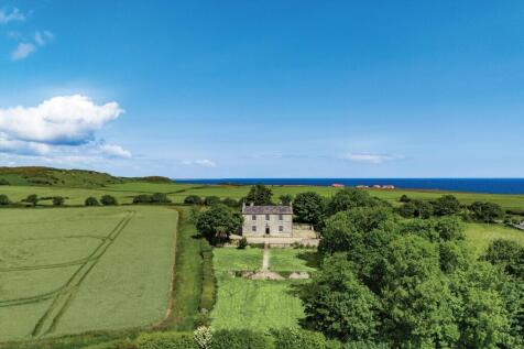 Bamburgh, Northumberland, NE69 5 bed detached house for sale