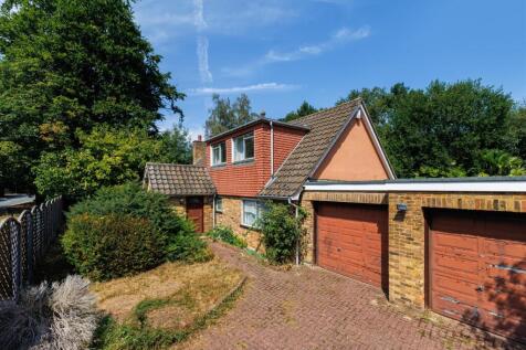 Oak Tree Close, Virginia Water... 4 bed detached house for sale