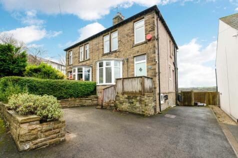 Field View House, Far Bank, Shelley, HD8 3 bed semi