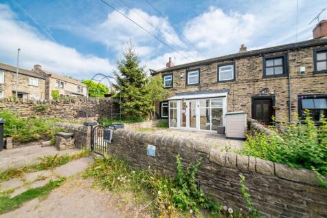 Cockley Hill Lane, Huddersfield, HD5 2 bed cottage for sale