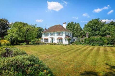 5 bedroom detached house for sale