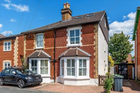 4 bedroom semi-detached house for sale