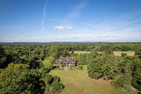 13 bedroom detached house for sale