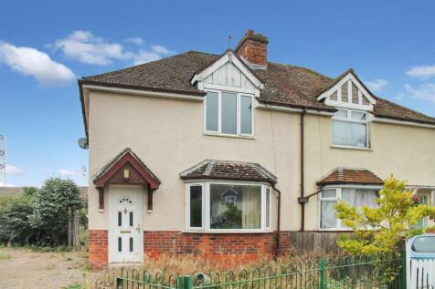 2 bedroom semi-detached house for sale