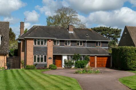 5 bedroom detached house for sale