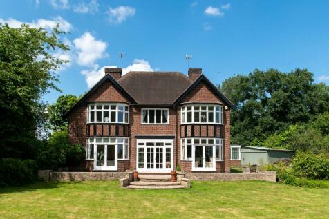 5 bedroom detached house for sale