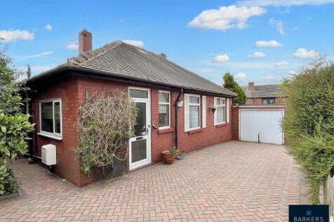 Highfield Drive, Birstall, Batley 2 bed detached bungalow for sale