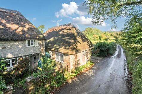 2 bedroom detached house for sale