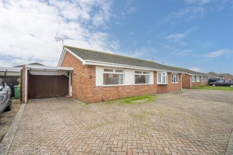 The Causeway, Pagham, Bognor Regis 2 bed semi